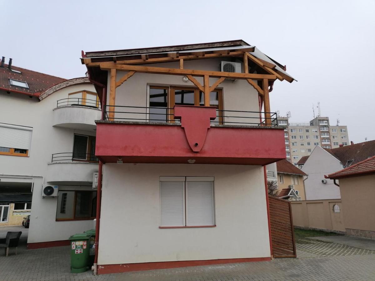 Betty-Major Apartman Hajdúszoboszló Zewnętrze zdjęcie