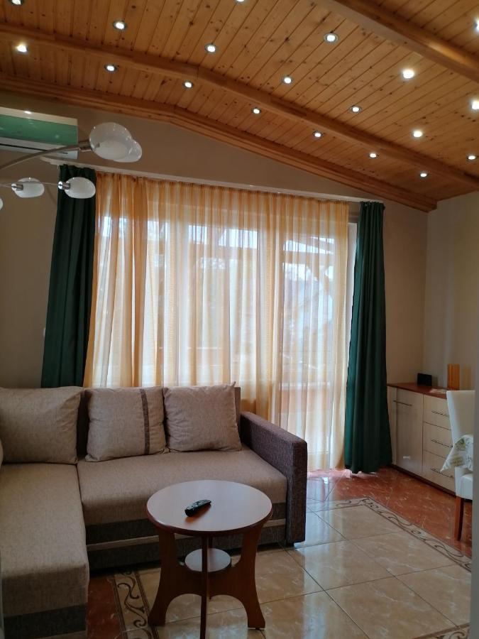Betty-Major Apartman Hajdúszoboszló Zewnętrze zdjęcie